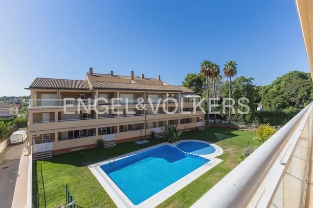 4 chambre Penthouse à vendre à Campolivar, Godella avec piscine garage - 625 717 € (Ref: 10103489)