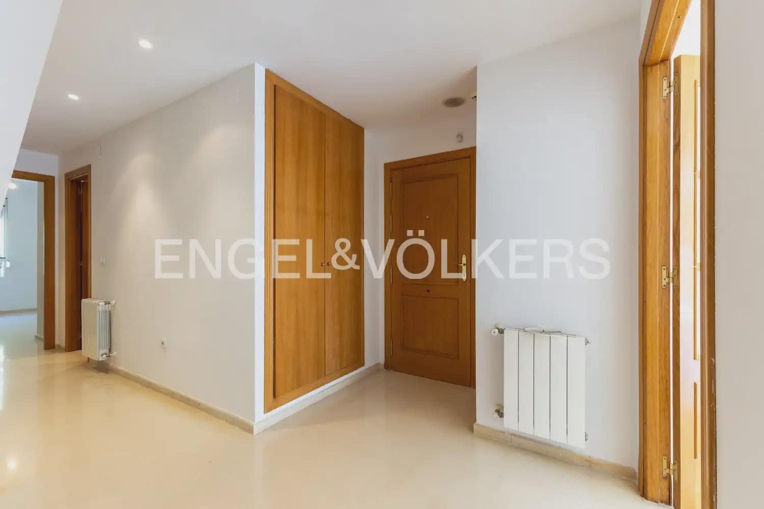 4 bedroom Penthouse for sale in Godella with pool garage - € 591,195 (Ref: 10103490)