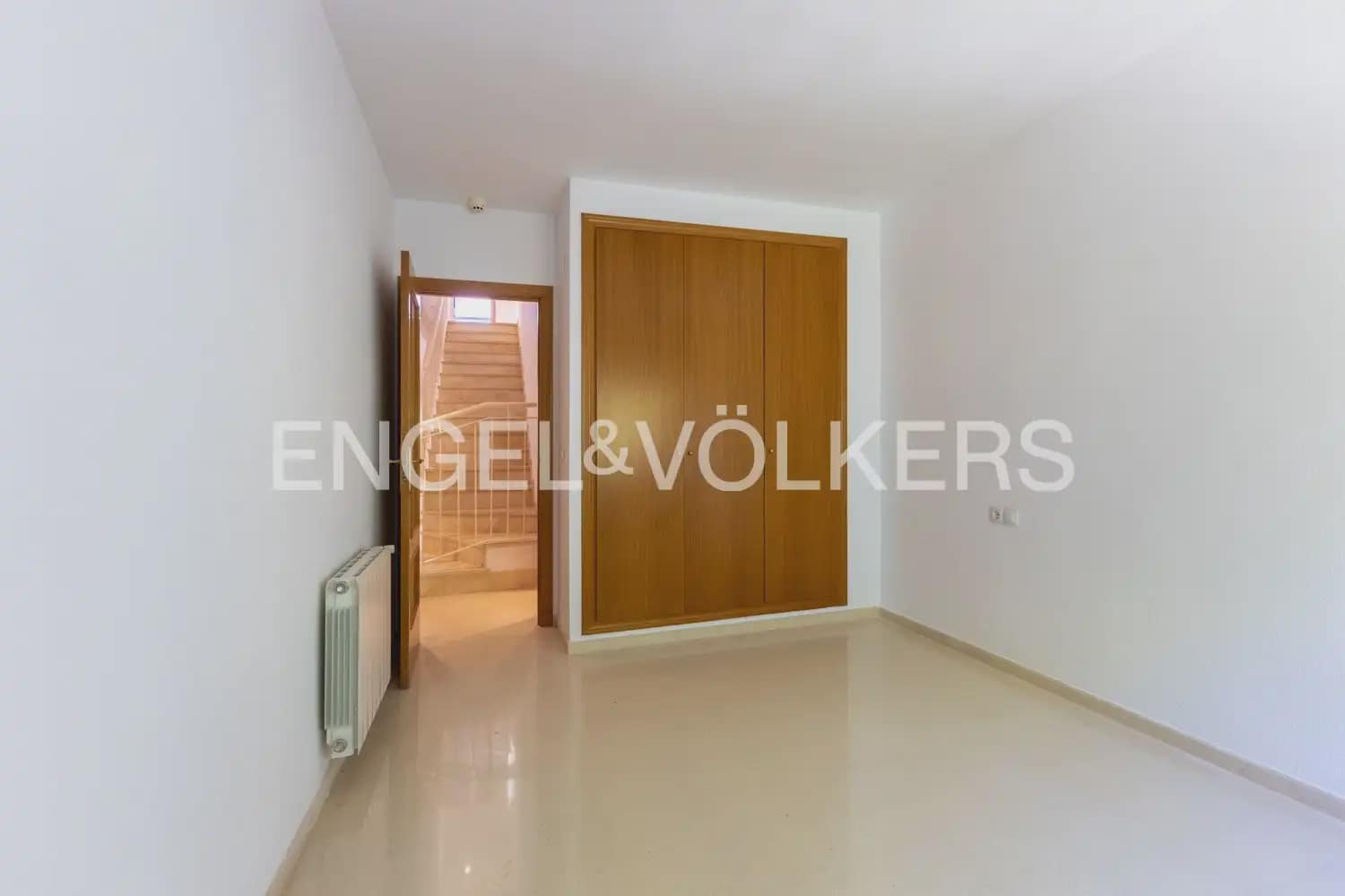 4 bedroom Penthouse for sale in Godella with pool garage - € 591,195 (Ref: 10103490)