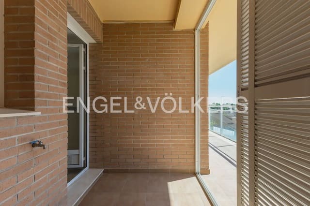 4 chambre Penthouse à vendre à Campolivar, Godella avec piscine garage - 591 195 € (Ref: 10103490)