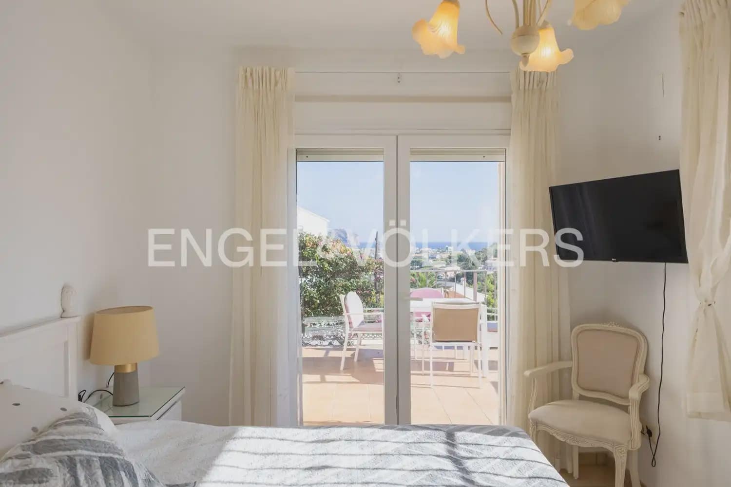4 quarto Moradia para venda em Javea / Xabia com piscina garagem - 899 000 € (Ref: 10103491)