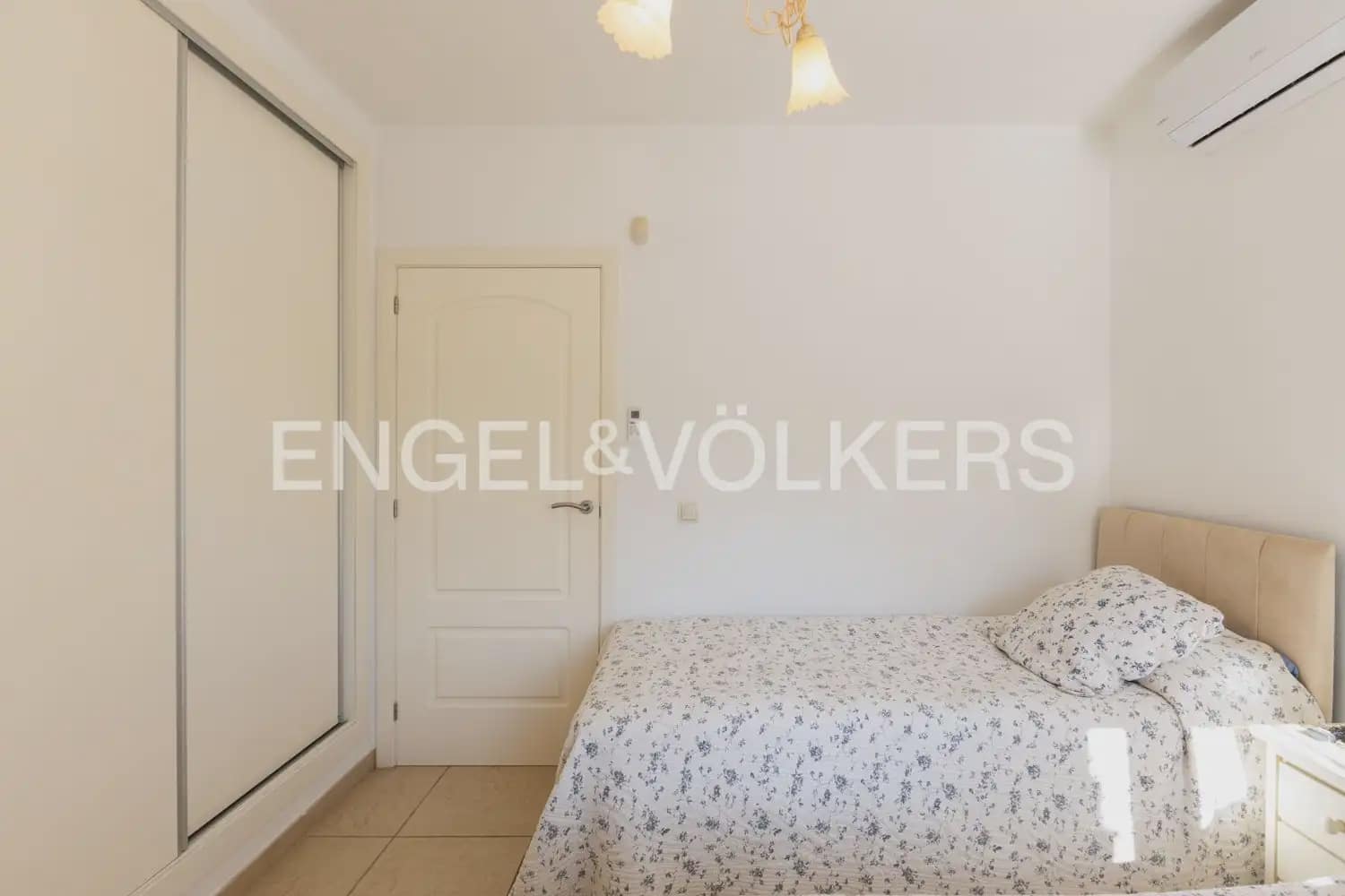 4 quarto Moradia para venda em Javea / Xabia com piscina garagem - 899 000 € (Ref: 10103491)