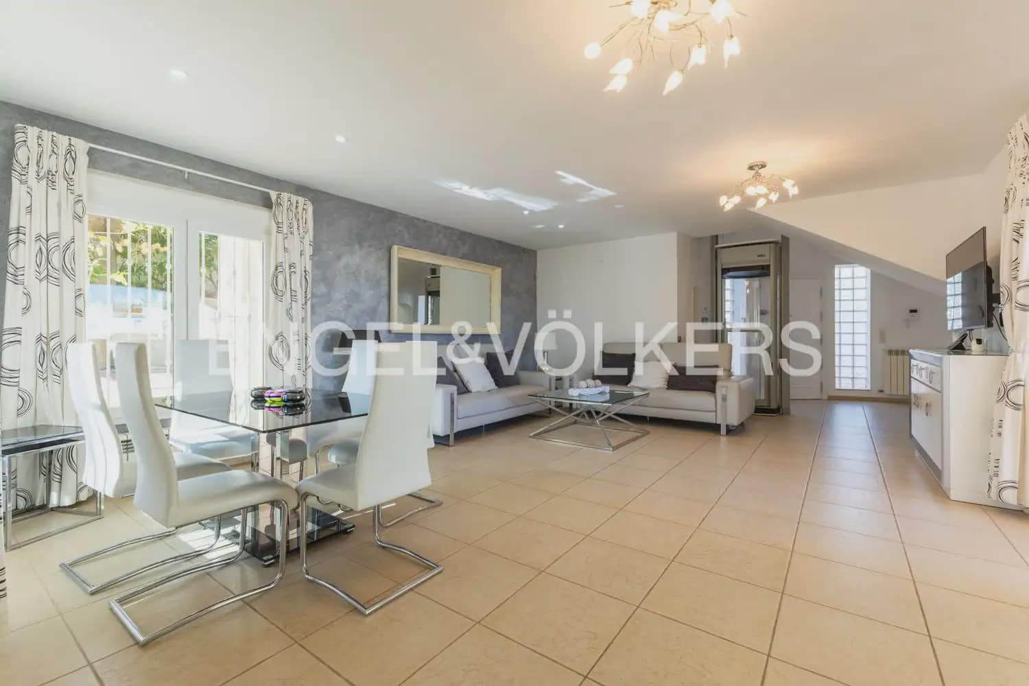 4 quarto Moradia para venda em Javea / Xabia com piscina garagem - 899 000 € (Ref: 10103491)