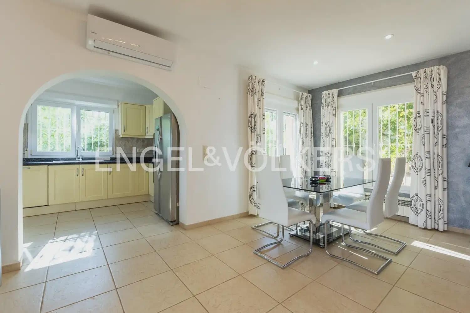 4 quarto Moradia para venda em Javea / Xabia com piscina garagem - 899 000 € (Ref: 10103491)