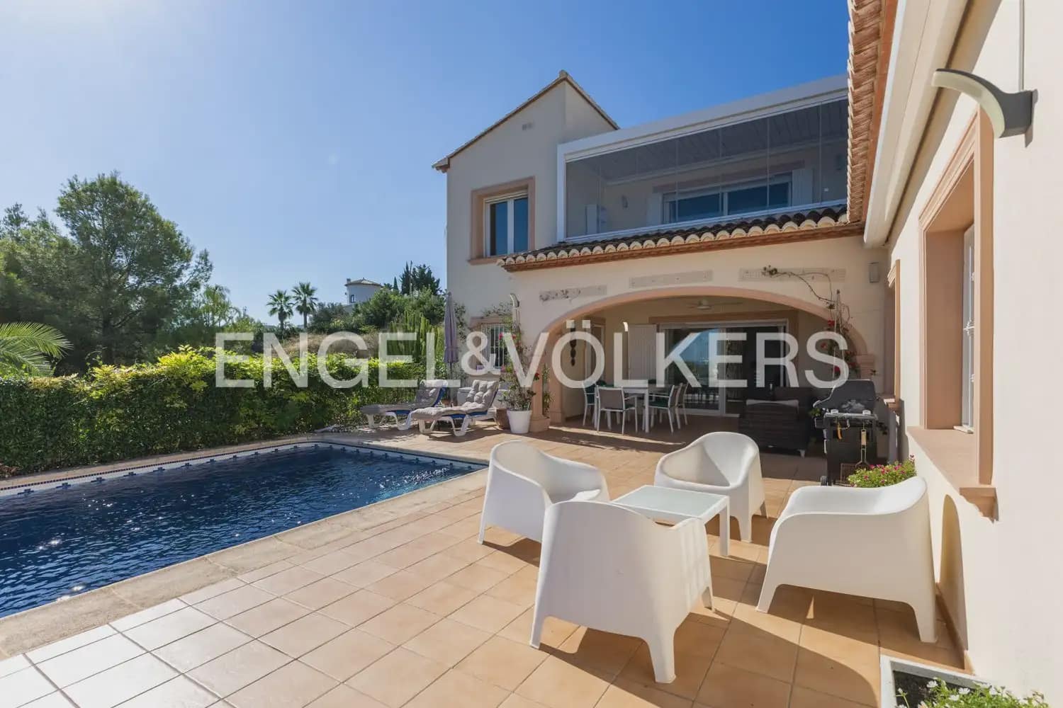 4 quarto Moradia para venda em Javea / Xabia com piscina garagem - 899 000 € (Ref: 10103491)
