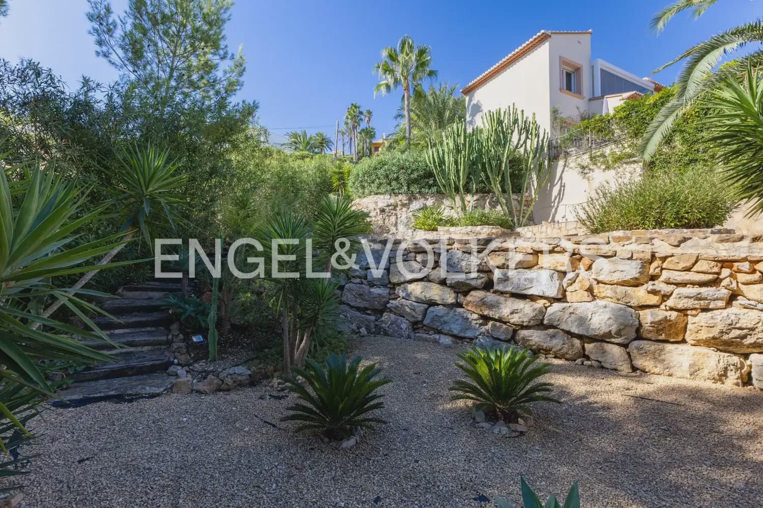 4 quarto Moradia para venda em Javea / Xabia com piscina garagem - 899 000 € (Ref: 10103491)