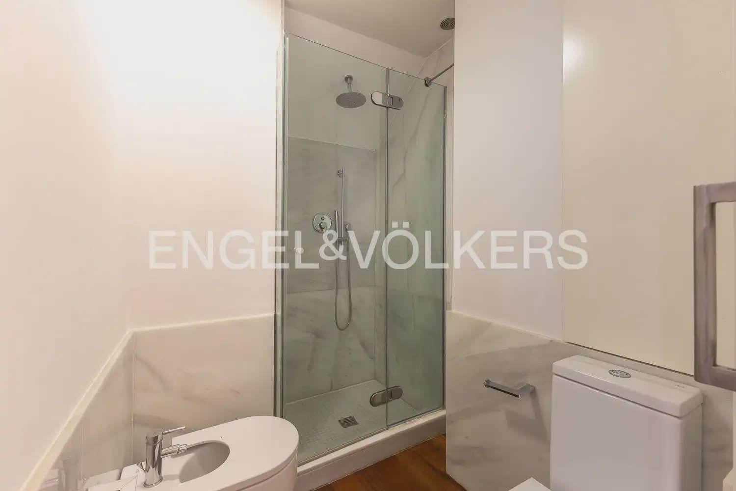 1 slaapkamer Flat te huur in Valencia stad - € 1.500 (Ref: 10103641)
