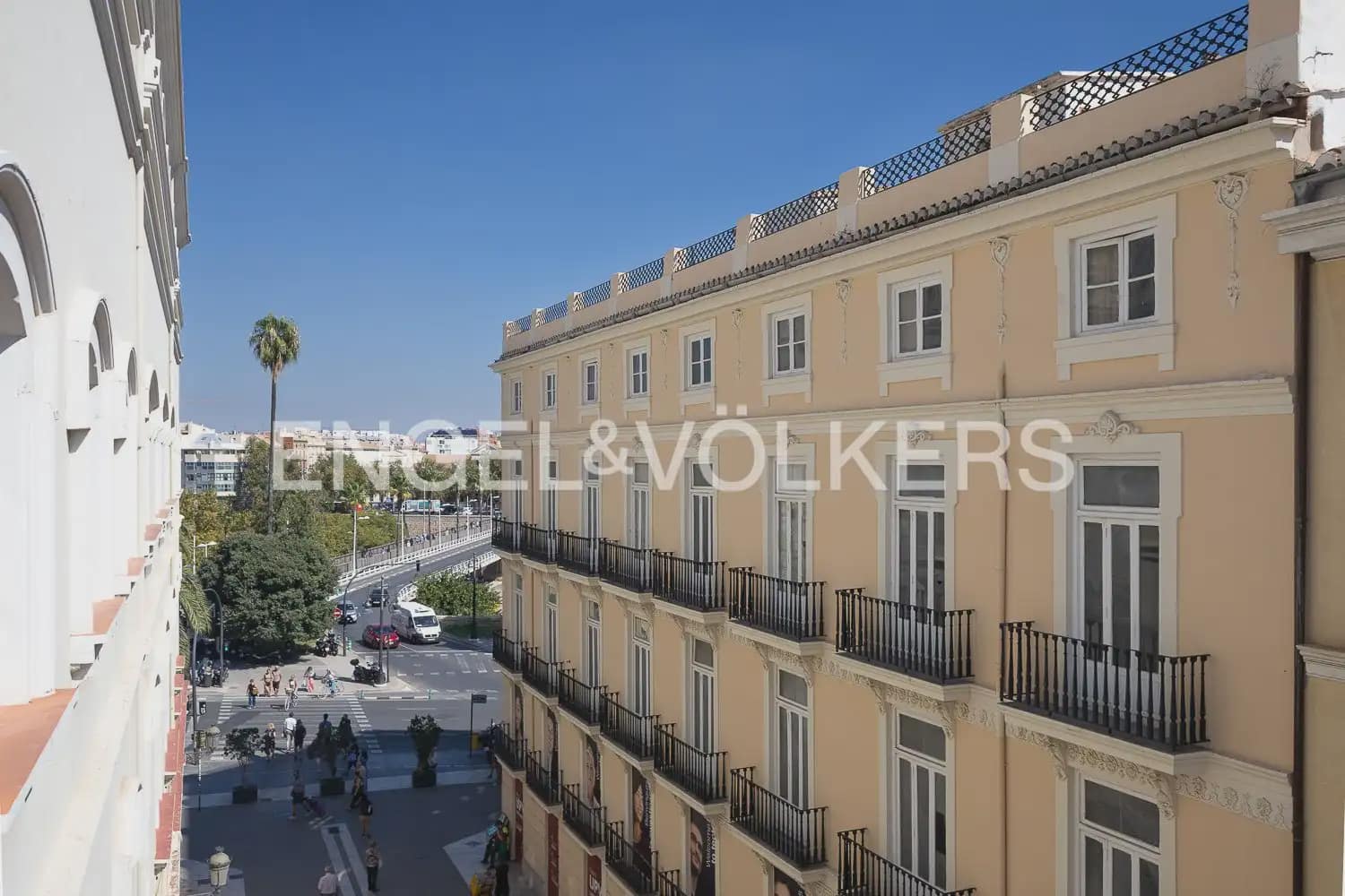 1 slaapkamer Flat te huur in Valencia stad - € 1.500 (Ref: 10103641)