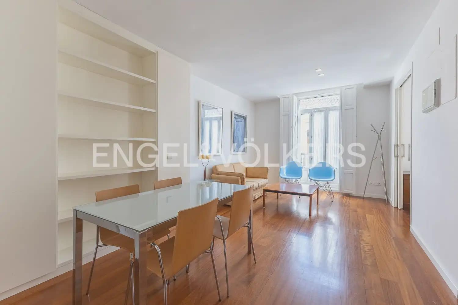 1 slaapkamer Flat te huur in Valencia stad - € 1.500 (Ref: 10103641)