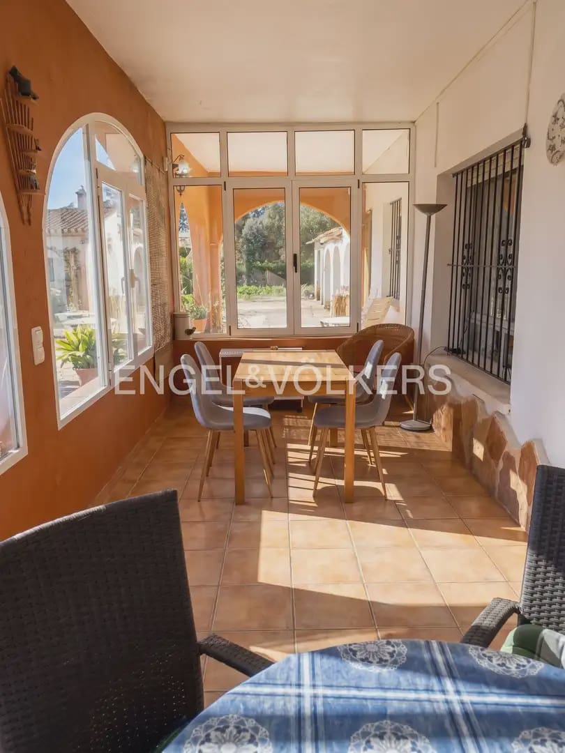 4 bedroom Villa for sale in Parcent with garage - € 400,000 (Ref: 10103644)