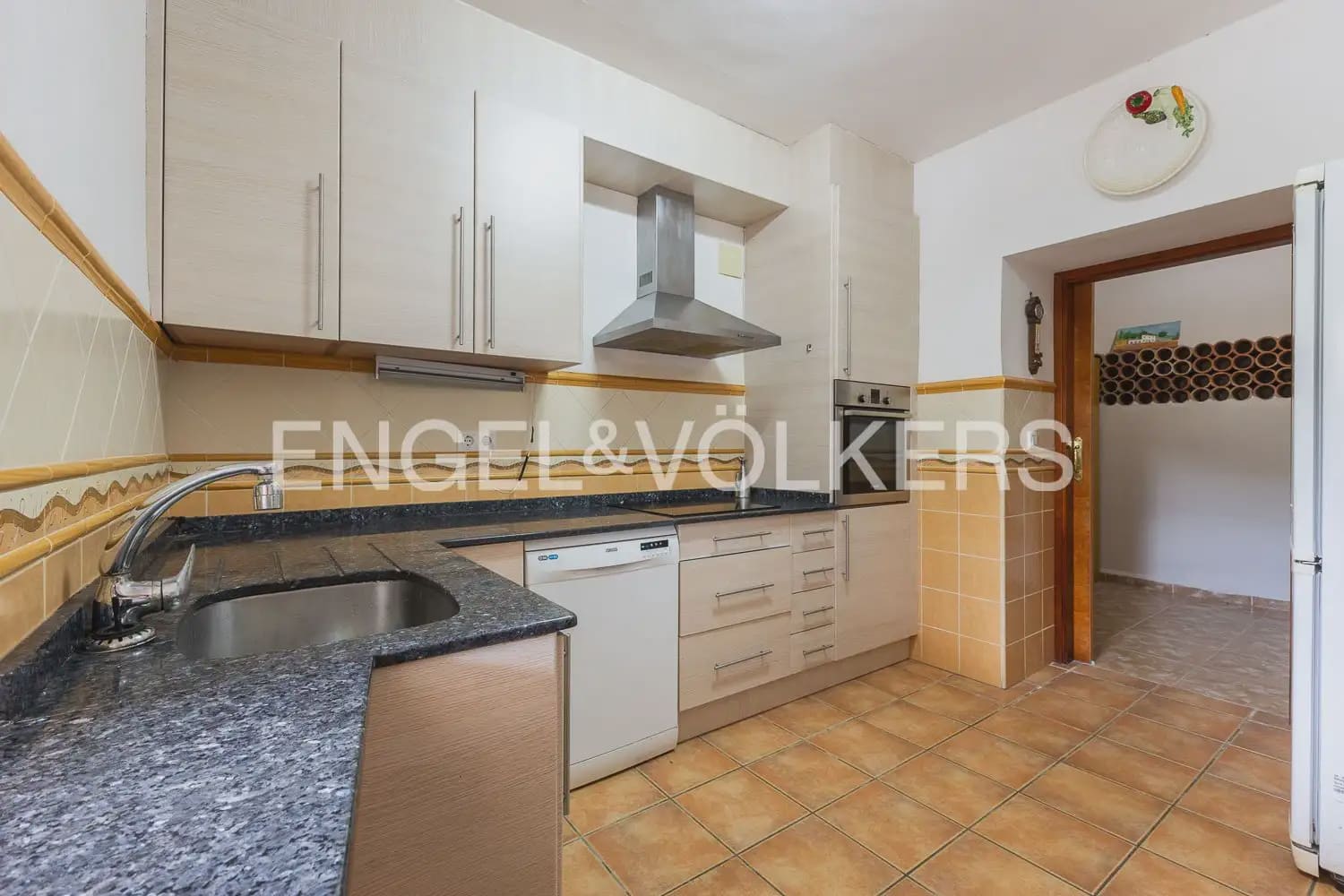 4 bedroom Villa for sale in Parcent with garage - € 400,000 (Ref: 10103644)