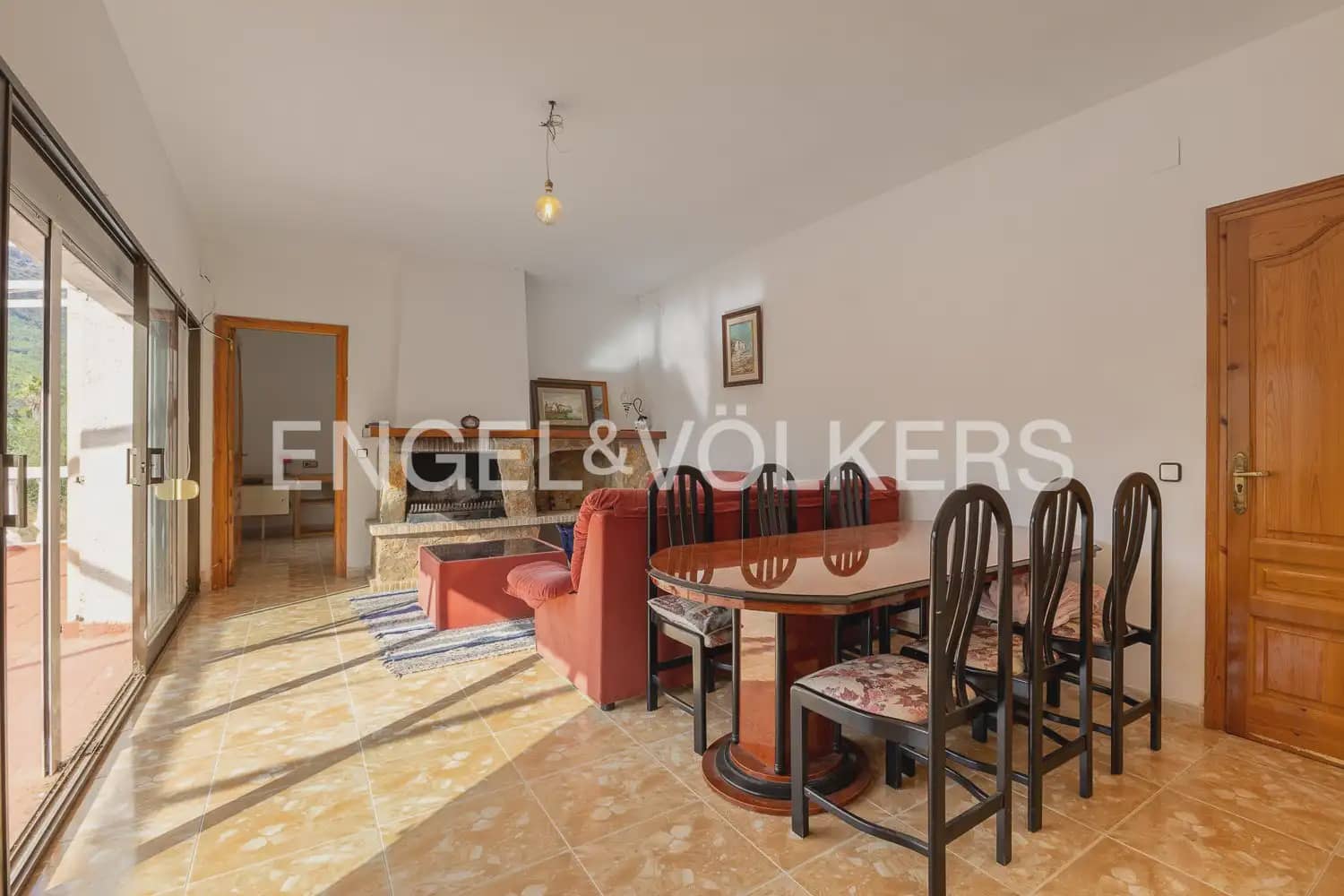 4 bedroom Villa for sale in Parcent with garage - € 400,000 (Ref: 10103644)
