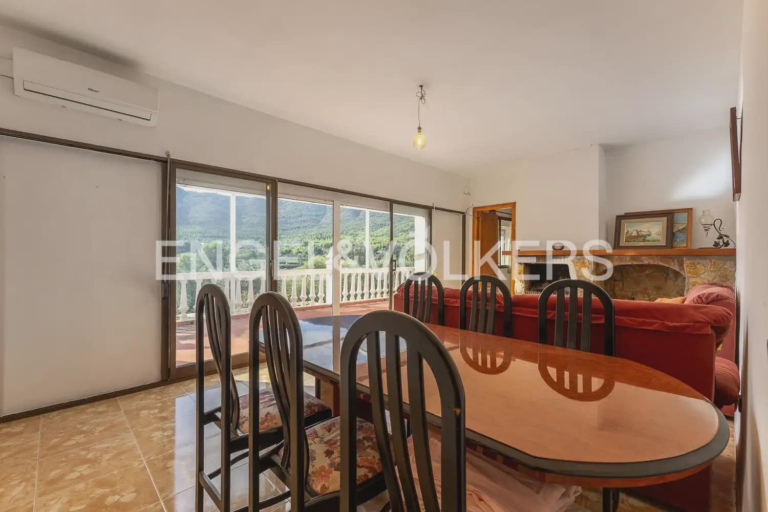 4 bedroom Villa for sale in Parcent with garage - € 400,000 (Ref: 10103644)