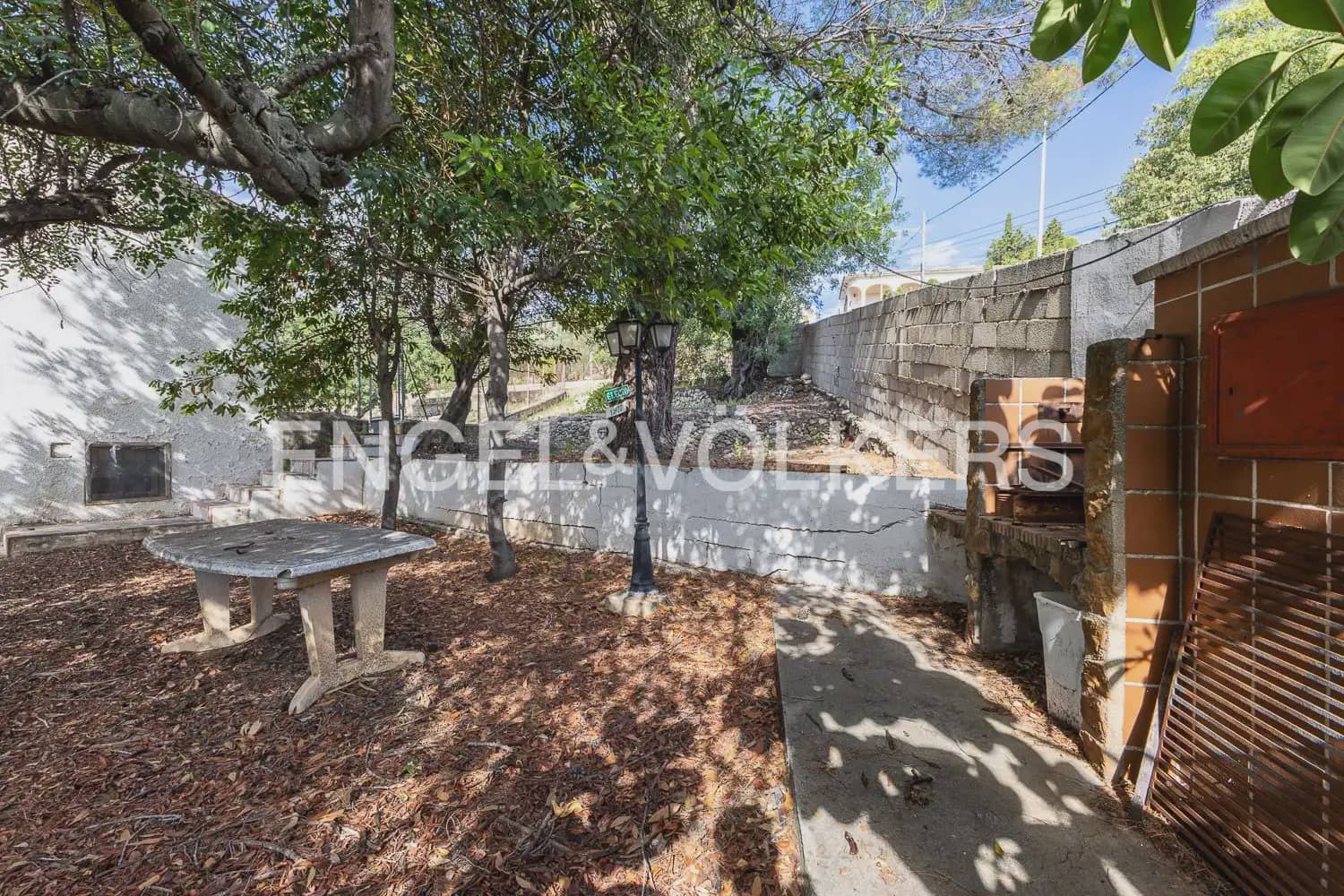 4 bedroom Villa for sale in Parcent with garage - € 400,000 (Ref: 10103644)