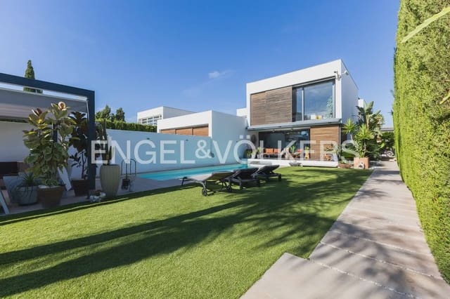 3 bedroom Terraced Villa for sale in El Grau de Castelló, Castelló de la Plana with pool garage - € 1,250,000 (Ref: 10105774)