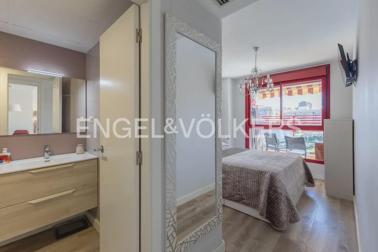 2 bedroom Flat for sale in La Pobla de Farnals with garage - € 360,000 (Ref: 10106612)