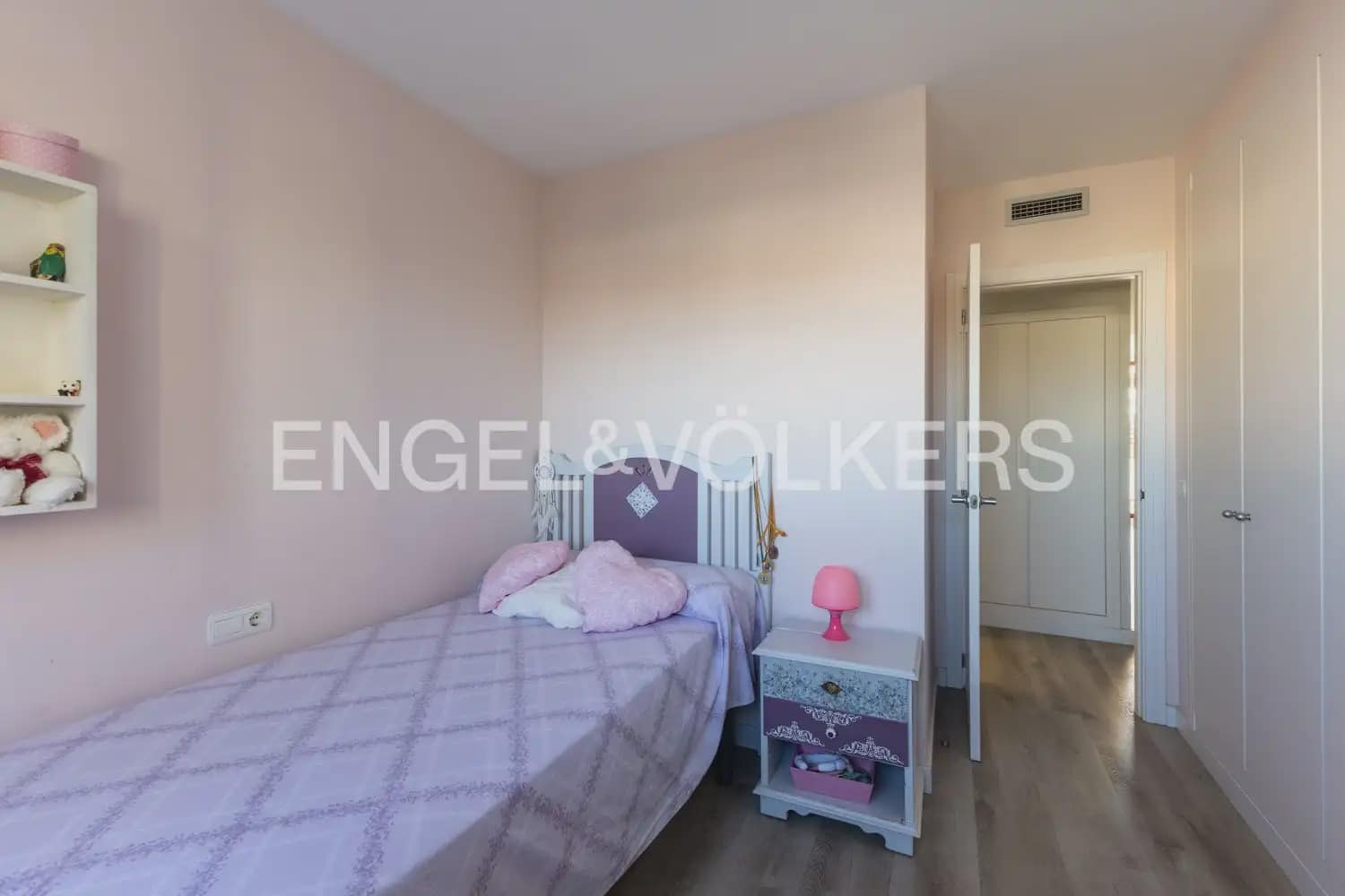 2 bedroom Flat for sale in La Pobla de Farnals with garage - € 360,000 (Ref: 10106612)