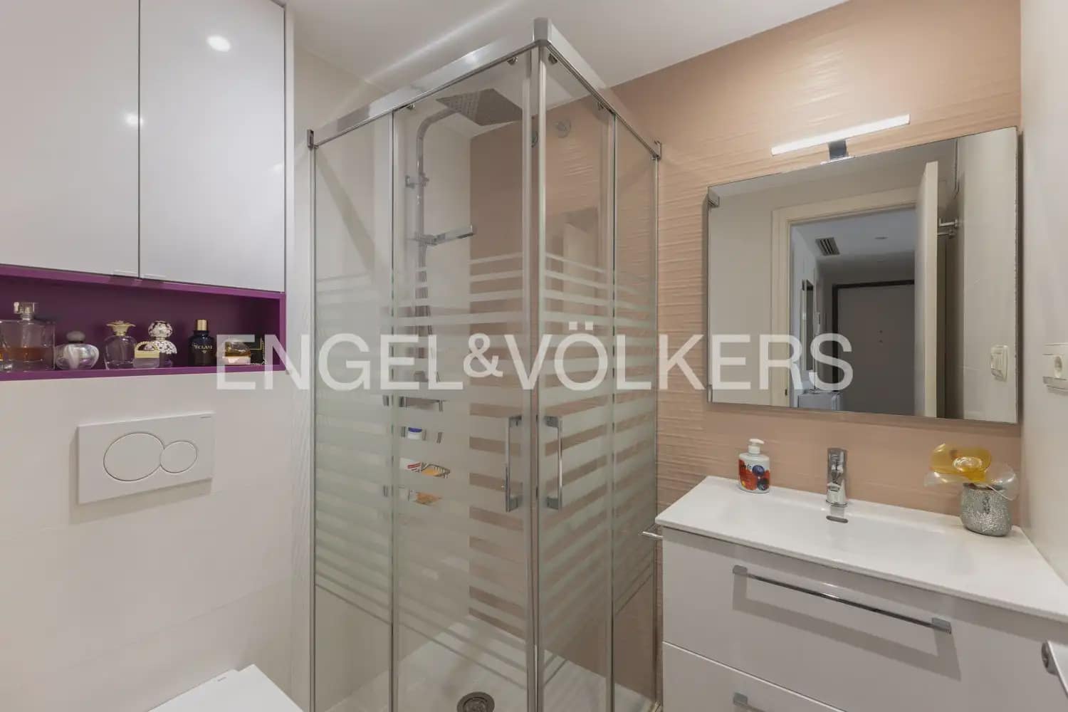 2 bedroom Flat for sale in La Pobla de Farnals with garage - € 360,000 (Ref: 10106612)