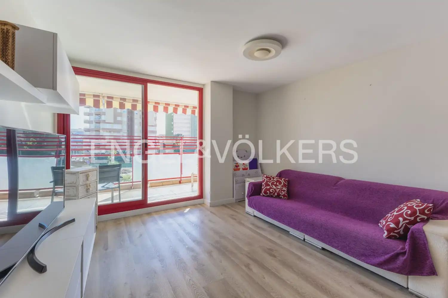 2 bedroom Flat for sale in La Pobla de Farnals with garage - € 360,000 (Ref: 10106612)