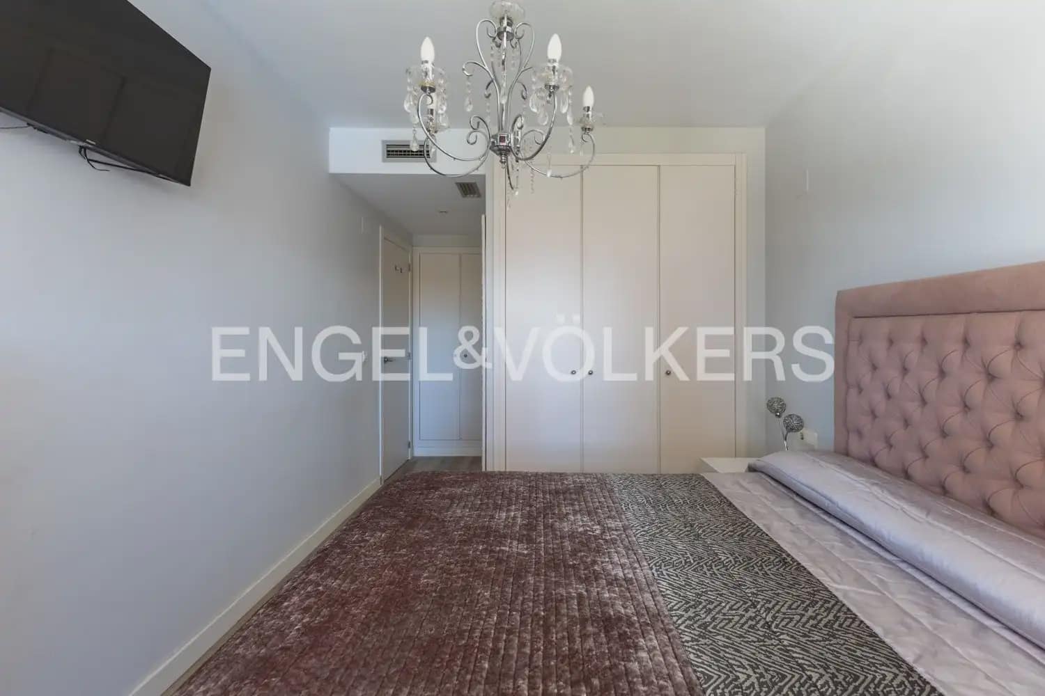 2 bedroom Flat for sale in La Pobla de Farnals with garage - € 360,000 (Ref: 10106612)