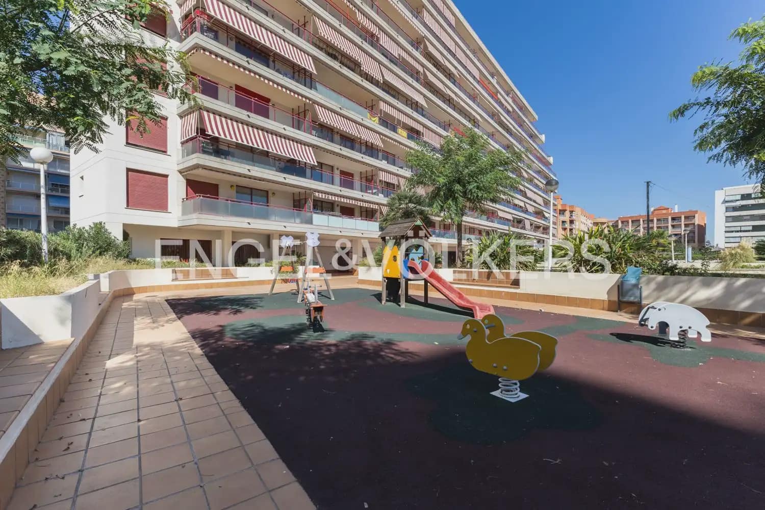 2 bedroom Flat for sale in La Pobla de Farnals with garage - € 360,000 (Ref: 10106612)