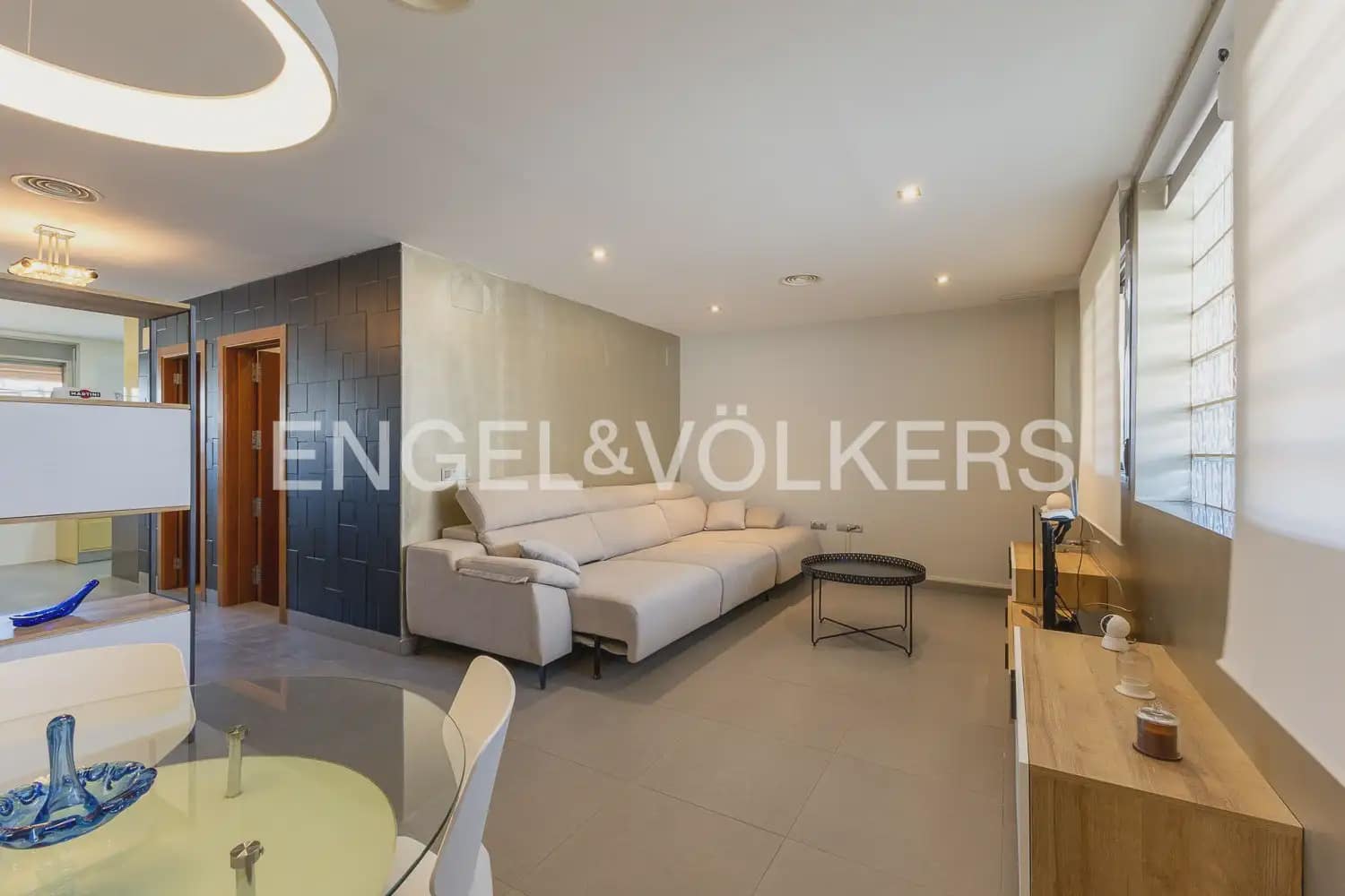 3 bedroom Terraced Villa for sale in Moncofa with garage - € 350,000 (Ref: 10107405)