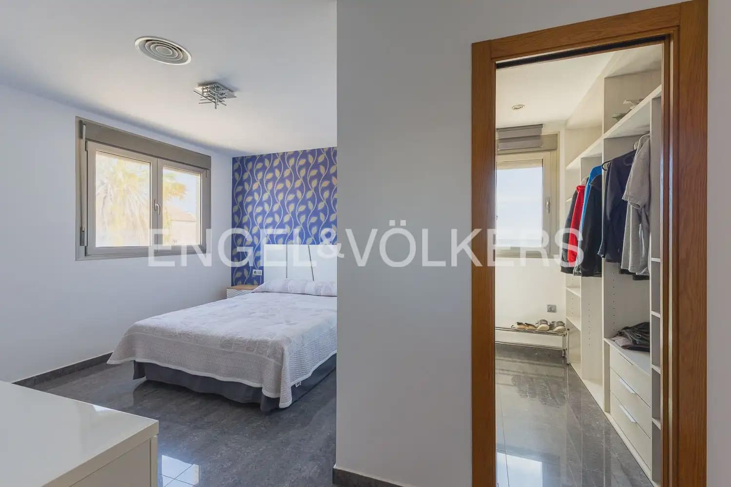 3 bedroom Terraced Villa for sale in Moncofa with garage - € 350,000 (Ref: 10107405)