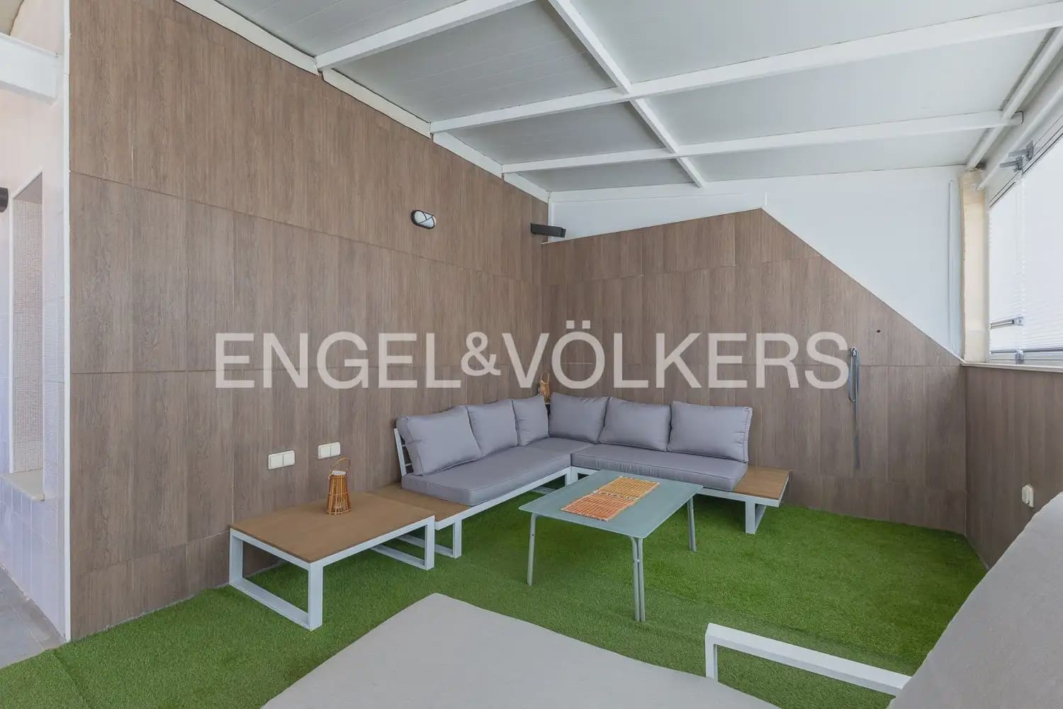 3 bedroom Terraced Villa for sale in Moncofa with garage - € 350,000 (Ref: 10107405)