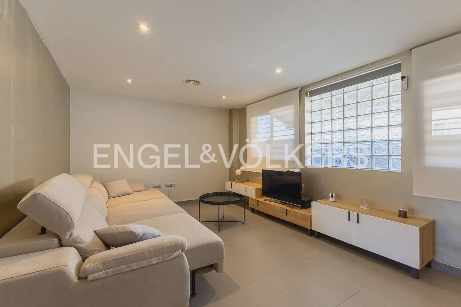 3 bedroom Terraced Villa for sale in Moncofa with garage - € 350,000 (Ref: 10107405)