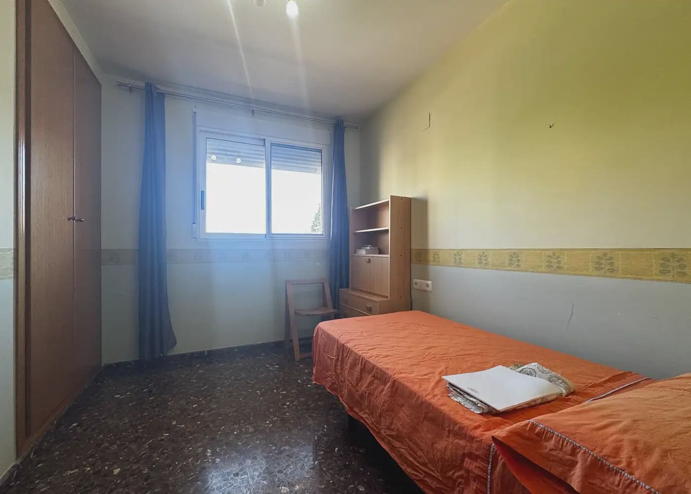 3 bedroom Flat for rent in Paterna - € 1,200 (Ref: 10111911)