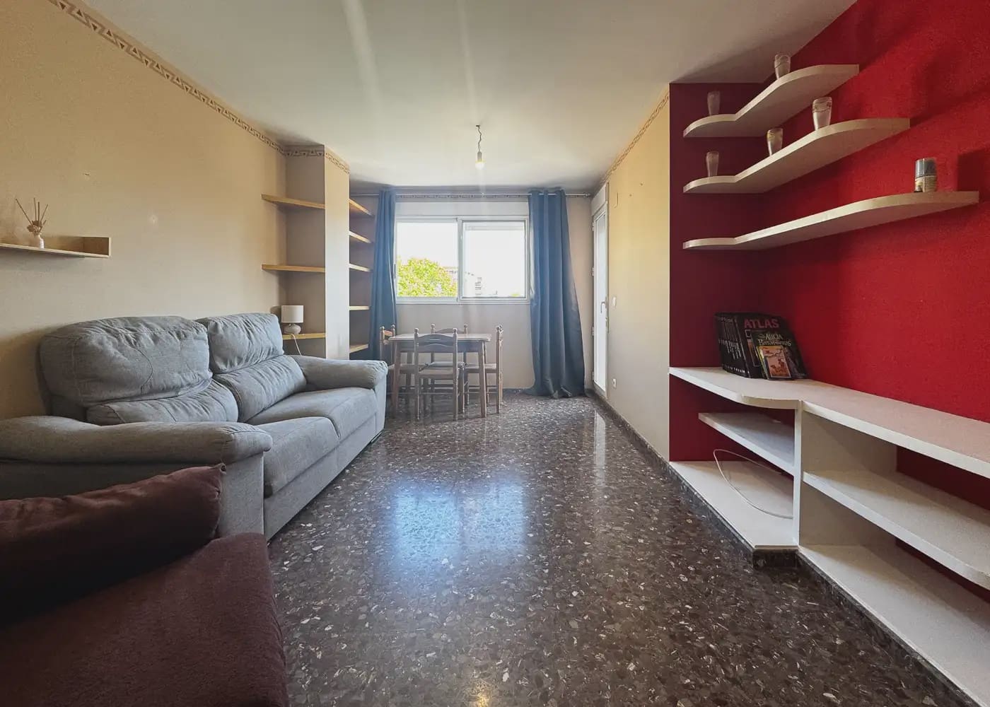 3 bedroom Flat for rent in Paterna - € 1,200 (Ref: 10111911)