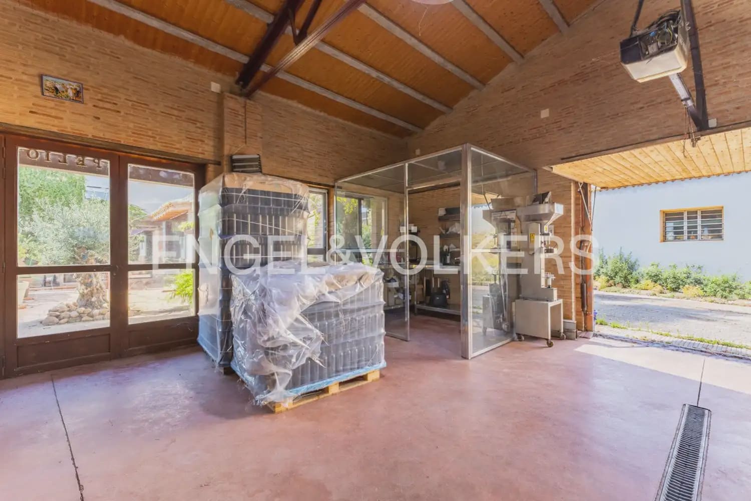 2 chambre Entreprise à vendre à Utiel - 379 000 € (Ref: 10111913)