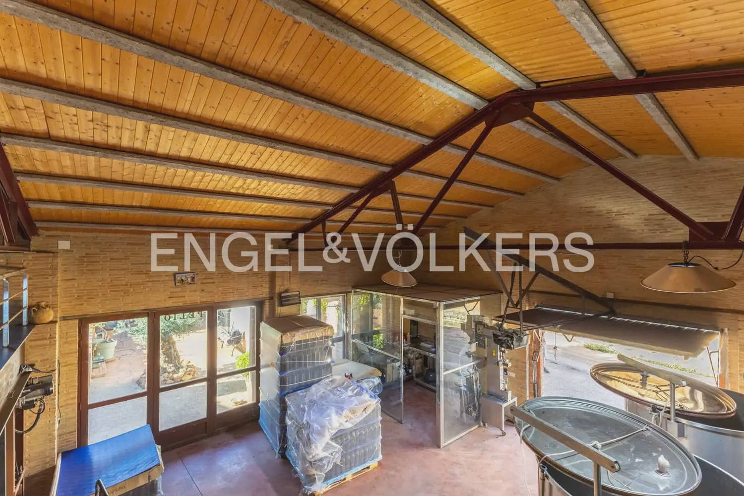 2 chambre Entreprise à vendre à Utiel - 379 000 € (Ref: 10111913)