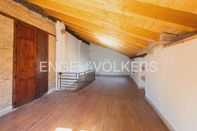 4 camera da letto Casa in vendita in Utiel con garage - 215.900 € (Rif: 10111915)