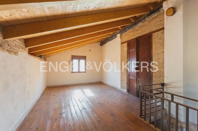 4 camera da letto Casa in vendita in Utiel con garage - 215.900 € (Rif: 10111915)