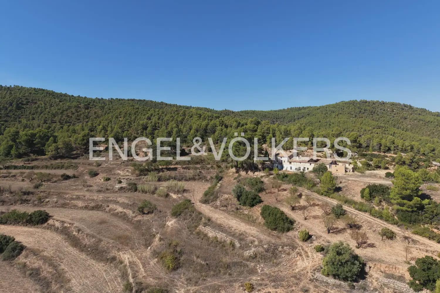 Quinta/Casa Rural para venda em Requena - 1 210 000 € (Ref: 10111916)