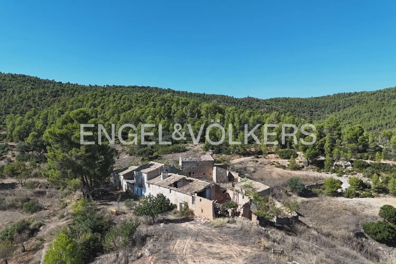 Quinta/Casa Rural para venda em Requena - 1 210 000 € (Ref: 10111916)
