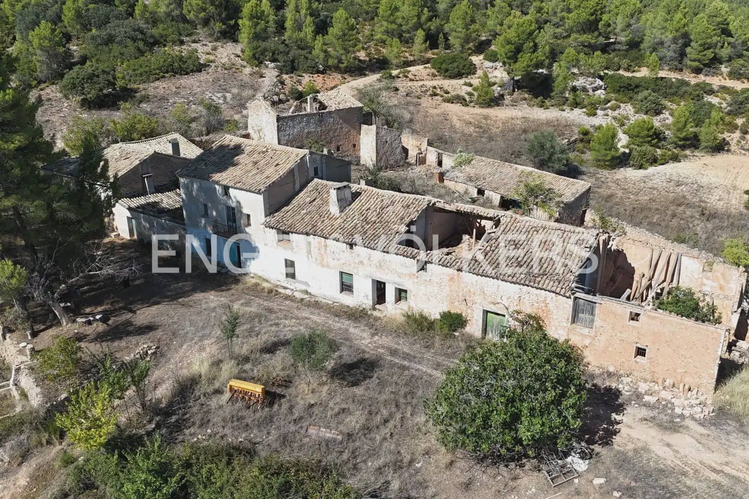 Quinta/Casa Rural para venda em Requena - 1 210 000 € (Ref: 10111916)