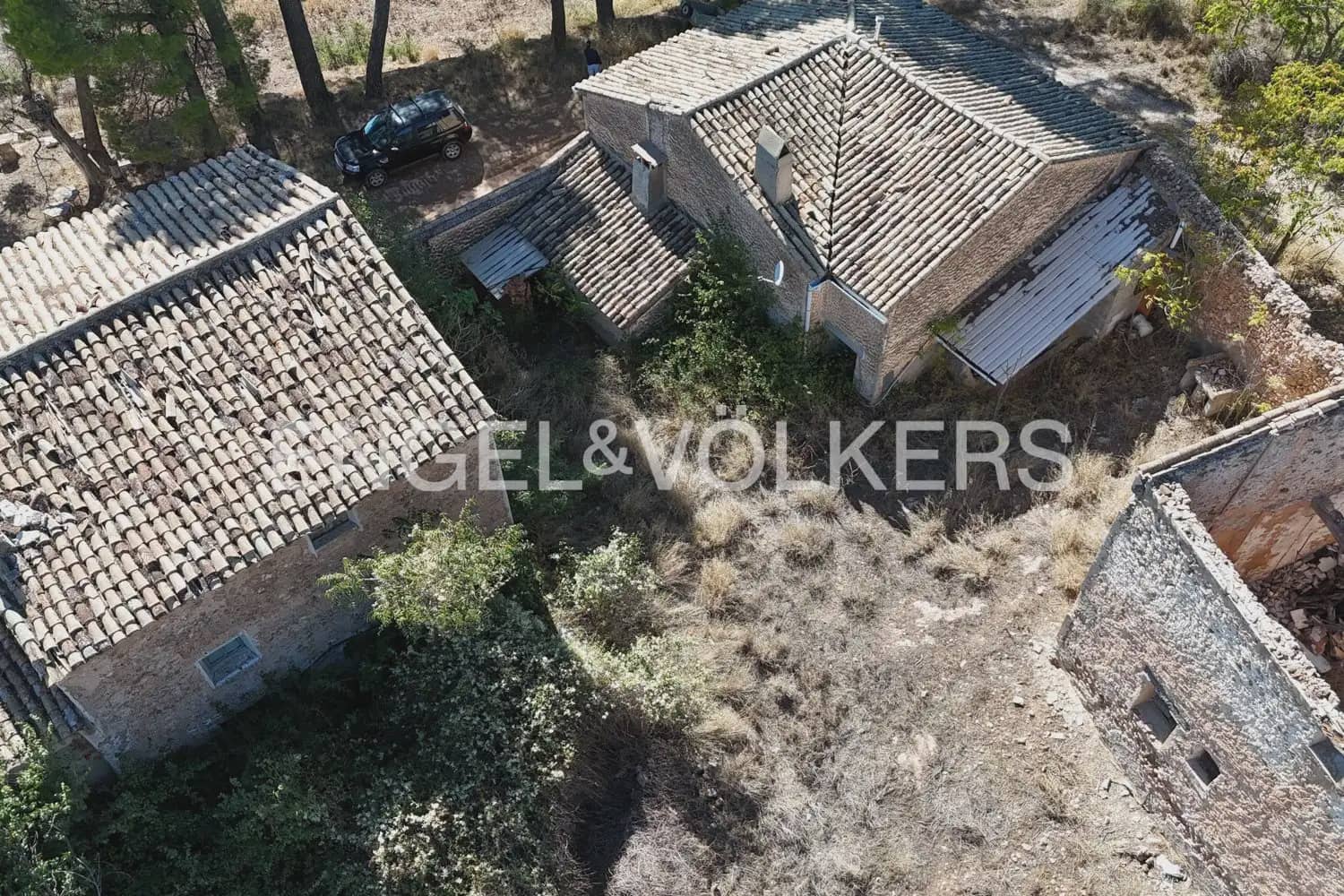Quinta/Casa Rural para venda em Requena - 1 210 000 € (Ref: 10111916)