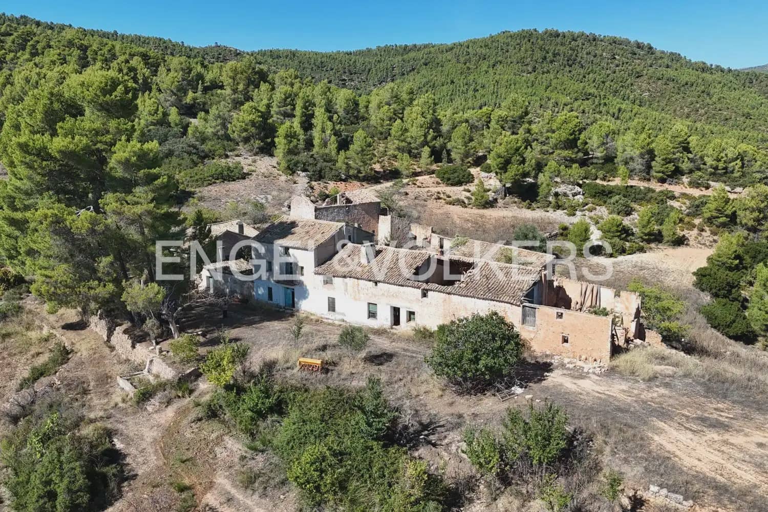 Quinta/Casa Rural para venda em Requena - 1 210 000 € (Ref: 10111916)
