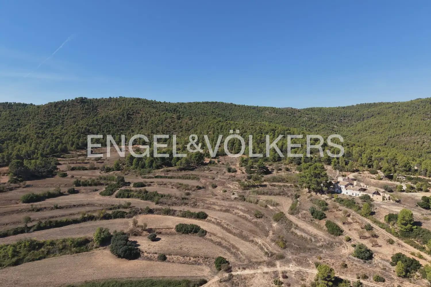 Quinta/Casa Rural para venda em Requena - 1 210 000 € (Ref: 10111916)