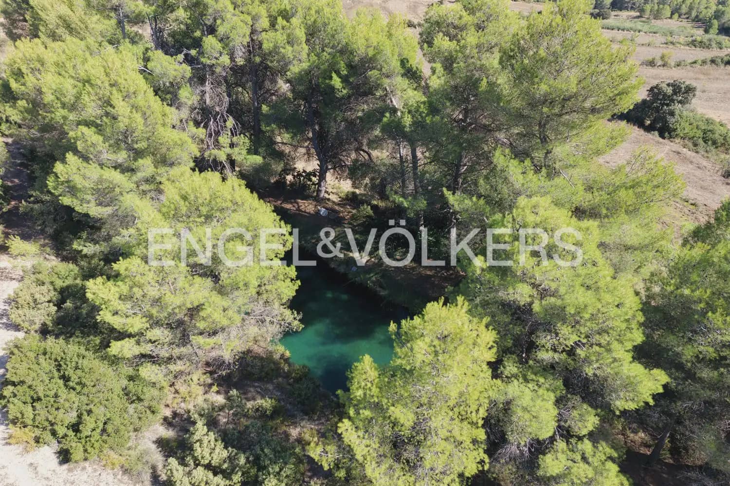 Quinta/Casa Rural para venda em Requena - 1 210 000 € (Ref: 10111916)