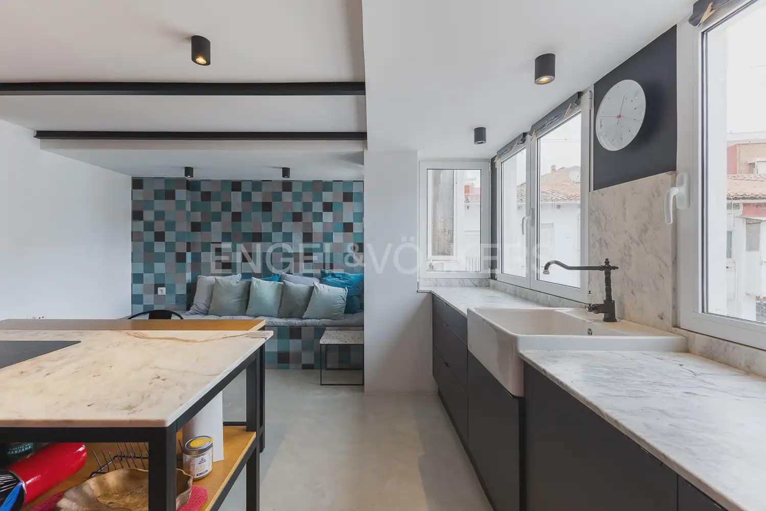 1 bedroom Flat for rent in Valencia city - € 1,700 (Ref: 10113467)