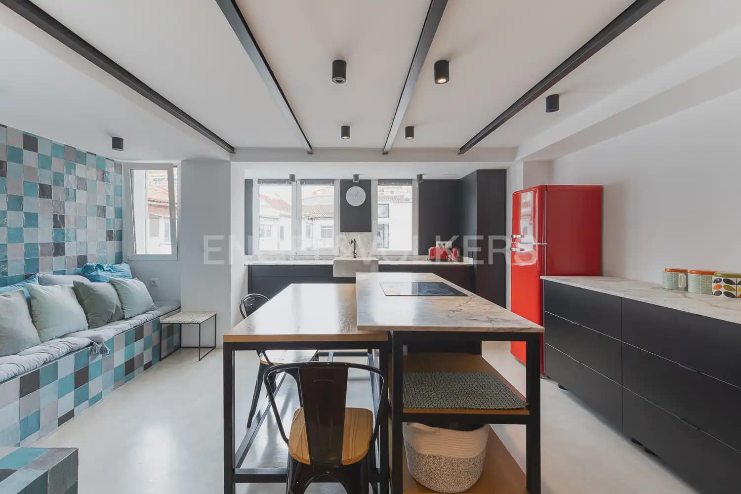 1 bedroom Flat for rent in Valencia city - € 1,700 (Ref: 10113467)