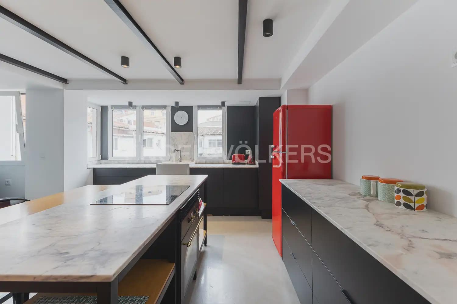 1 bedroom Flat for rent in Valencia city - € 1,700 (Ref: 10113467)