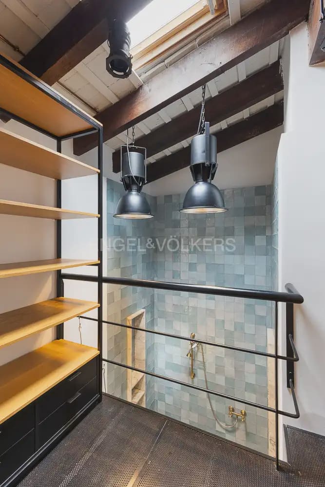 1 bedroom Flat for rent in Valencia city - € 1,700 (Ref: 10113467)