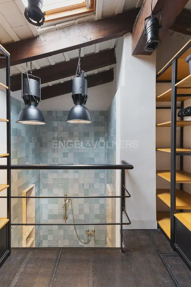 1 bedroom Flat for rent in Valencia city - € 1,700 (Ref: 10113467)