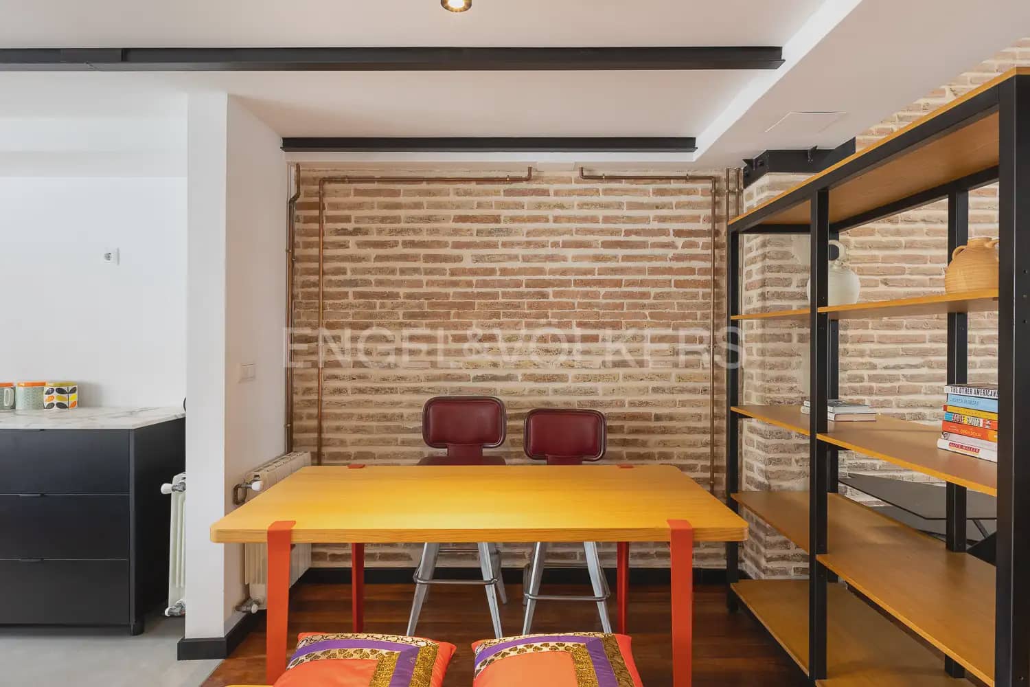 1 bedroom Flat for rent in Valencia city - € 1,700 (Ref: 10113467)