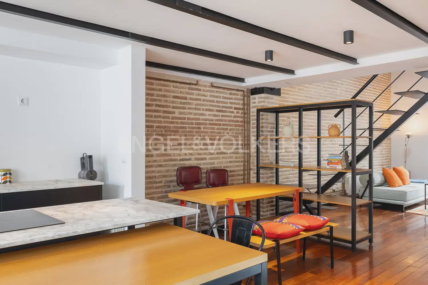 1 bedroom Flat for rent in Valencia city - € 1,700 (Ref: 10113467)