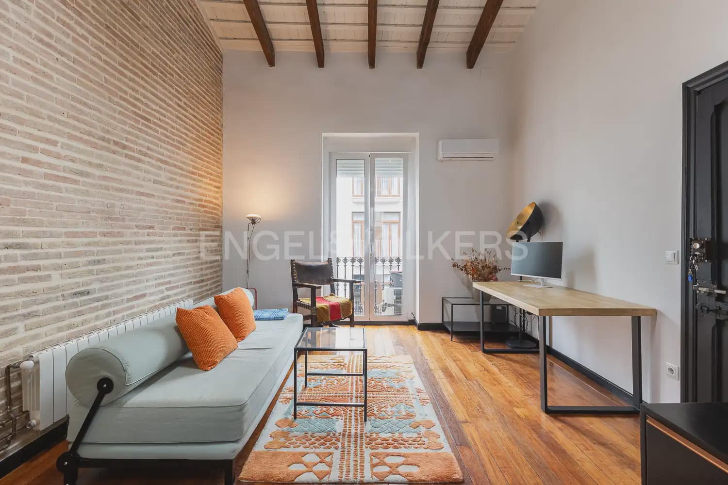 1 bedroom Flat for rent in Valencia city - € 1,700 (Ref: 10113467)